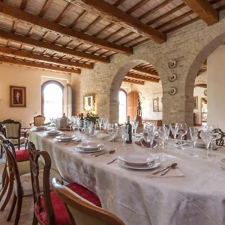 Ambrah 12&1, Emma וילה *